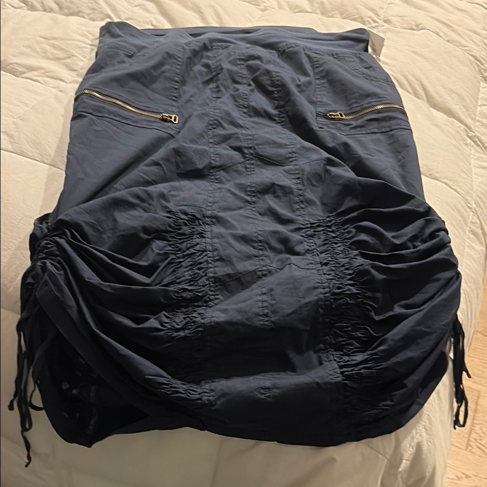 Never Worn with Tags XCVI Navy Blue Women's Skirt with Zipper Details